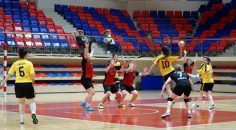 İŞİTME ENGELLİLER HENTBOL ŞAMPİYONASI SÜRÜYOR