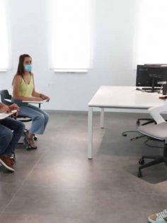 MERKEZEFENDİ BELEDİYESİ’NDEN YABANCI DİLLERDE PRATİK İMKANI