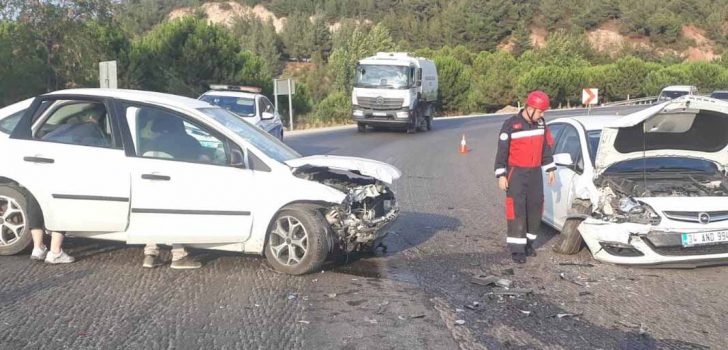 ŞAHİN TEPESİ’NDE KAZA: 5 YARALI