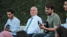 BAŞKAN ZOLAN GENÇLERLE BİR ARAYA GELDİ