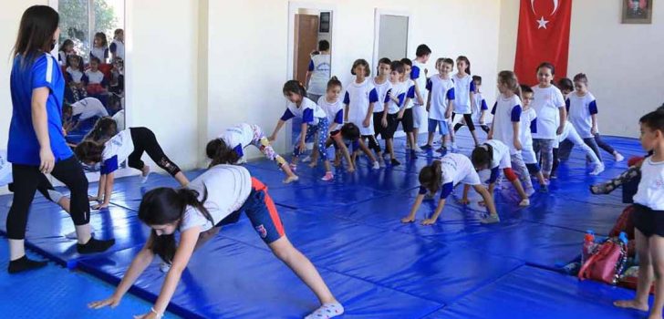 PAMUKKALE’DE YAZ SPOR KURSLARI BÜYÜK İLGİ GÖRÜYOR