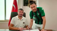 HOROZ, GÖKHAN SÜZEN’E DE İMZA ATTIRDI