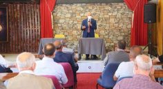 ACIPAYAM’DA BAŞKAN ŞEVKAN MUHTARLARLA GÖRÜŞTÜ