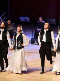 BÜYÜKŞEHİR’DEN MUHTEŞEM KONSER