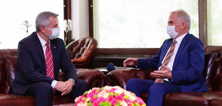MOLDOVA BÜYÜKELÇİSİ’NDEN BAŞKAN ZOLAN’A ZİYARET