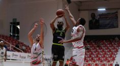 MERKEZEFENDİ BASKET, KARŞIYAKA’YA SON ÇEYREKTE MAĞLUP