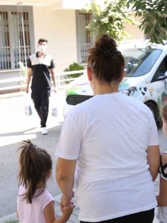 AYLIK 7 BİN 500 MERKEZEFENDİLİ ÇOCUK HALK SÜT İÇİYOR