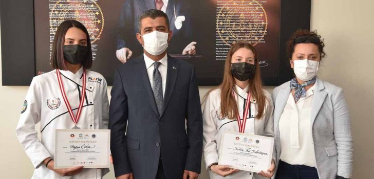 MESLEK LİSELERİ BAŞARILARINA BAŞARI KATIYOR