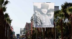 BÜYÜKŞEHİR’DEN 98. YILA ÖZEL 98 ATATÜRK POSTERİ