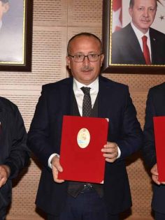 HAYIRSEVER İŞADAMI DEMİR’DEN EĞİTİME DESTEK