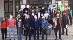 YETENEKLERİYLE BAŞARDILAR