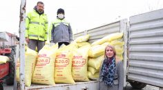 MERKEZEFENDİ BELEDİYESİ’NDEN ÇİFTÇİLERE 100 TON GÜBRE DESTEĞİ