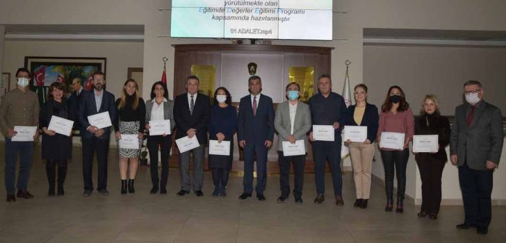 DERS KİTABI YAZARI ÖĞRETMENLERE TEŞEKKÜR BELGESİ