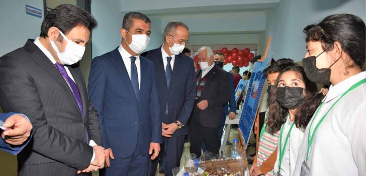 KARAHASANLI OKULU BİLİM FUARI AÇILIŞI YAPILDI