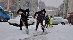 PAMUKKALE BELEDİYESİ KAR MÜCADELESİNİ ARALIKSIZ SÜRDÜRÜYOR