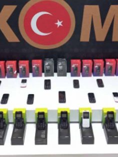 DENİZLİ’DE KAÇAK CEP TELEFONU ELE GEÇİRİLDİ