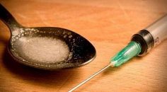 GENÇ KIZ UYUŞTURUCU KURBANI MI?