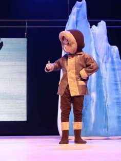 BİNLERCE ÇOCUK DOYASIYA EĞLENDİ