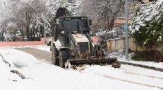 MERKEZEFENDİ’DE KARLA MÜCADELE DEVAM EDİYOR