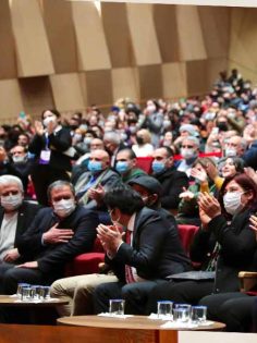 İLBER ORTAYLI BİNLERCE DENİZLİLİ İLE BULUŞTU