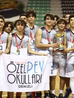 POTADA ŞAMPİYON PEV FEN LİSESİ