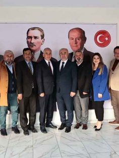 BAŞKAN ZOLAN’DAN MHP’YE ZİYARET