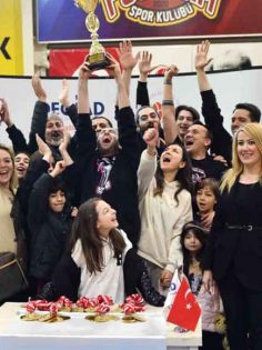 DEGİAD’DA KAYINÇOLAR ŞAMPİYON OLDU