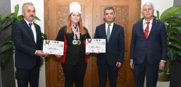 MİLLİ EĞİTİM DÜNYA ŞAMPİYONUNU AĞIRLADI