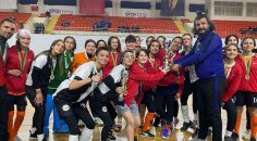 ACIPAYAM HOKEY TAKIMI ŞAMPİYON OLDU