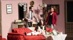 MERKEZEFENDİ BELEDİYESİ KENT TİYATROSU OYUNCULARINA TAM NOT