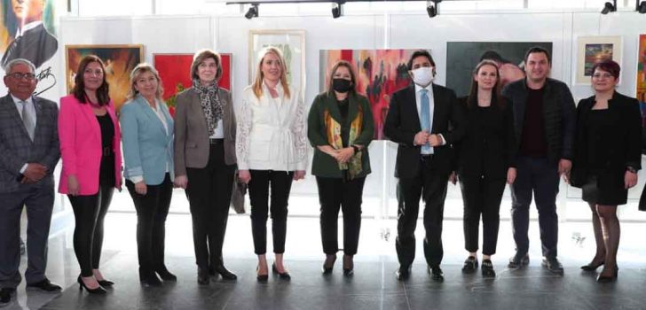 ‘BEN DEĞİL BİZİZ’ KARMA SERGİSİNE GÖRKEMLİ AÇILIŞ