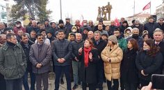 ÇİVRİL’DE ÇİFTÇİLER ZAMLARI PROTESTO ETTİ