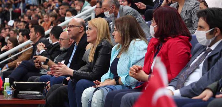 BAŞKAN DOĞAN:  DENİZLİ, BASKETBOL ŞEHRİ OLMA YOLUNDA İLERLİYOR