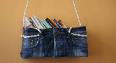 GERİ DÖNÜŞÜM MALZEMELERİNDEN KÜTÜPHANE YAPTILAR