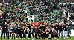 DENİZLİSPOR TARAFTARLARI MAÇA HAZIRLANIYOR