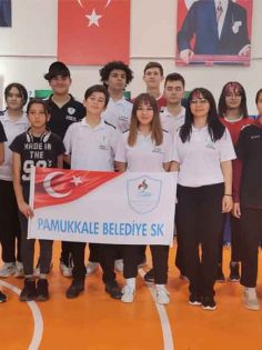 PAMUKKALE BELEDİYESPORLU DARTÇILAR MİLLİ TAKIM VİZESİNİ ALDI