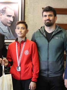 SARAYKÖY’LÜ SPORCU TÜRKİYE ŞAMPİYONU OLDU