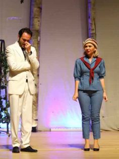 TİYATRO DUAYENLERİ BÜYÜKŞEHİR SAHNESİNDE