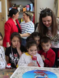 MERKEZEFENDİLİ MİNİKLERDEN ÖZEL BİREYLERİ SEVİNDİREN ZİYARET