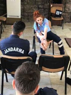 JANDARMA’YA İLK YARDIM EĞİTİMİ