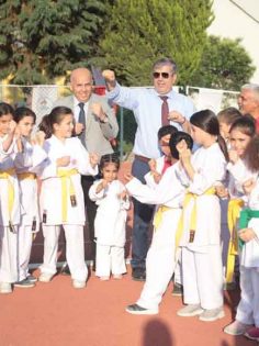 PAMUKKALE’DE SPOR VE SANAT BİR ARADA