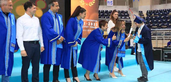 PAÜ, BİRBİRİNDEN GÜZEL BAŞARI HİKAYELERİNE SAHNE OLDU