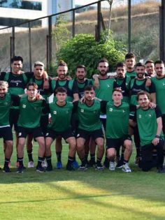 DENİZLİSPOR SAHAYA İNDİ