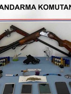 JANDARMA’DAN ZEHİR TACİRLERİNE 3 İLDE OPERASYON