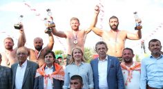 MERKEZEFENDİ’DE BAŞPEHLİVAN İSMAİL BALABAN OLDU