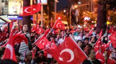 DENİZLİLİLER 15 TEMMUZ’DA YİNE MEYDANLARDA BULUŞTU