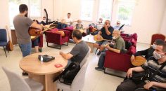 1200 EVLER AKTİF YAŞ ALMA MERKEZİ HİZMET VERMEYE DEVAM EDİYOR