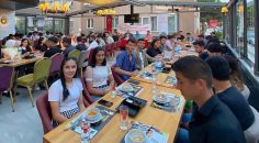 SINAVA GELEN ÖĞRENCİLER YEMEKTE BİR ARAYA GELDİ