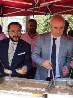 MHP PAMUKKALE’DEN AŞURE HAYRI