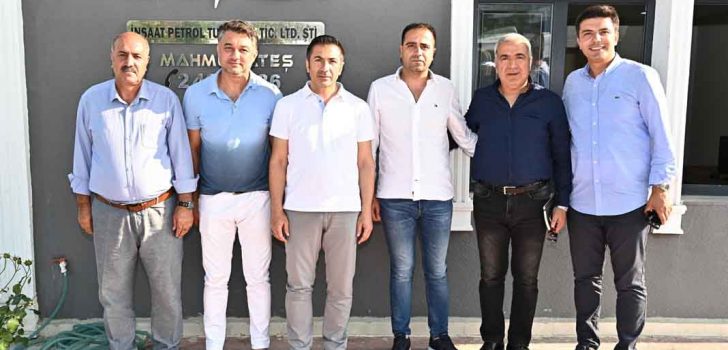 BAŞKAN ERDOĞAN, ÜYELERİYLE BAĞINI KOPARMIYOR